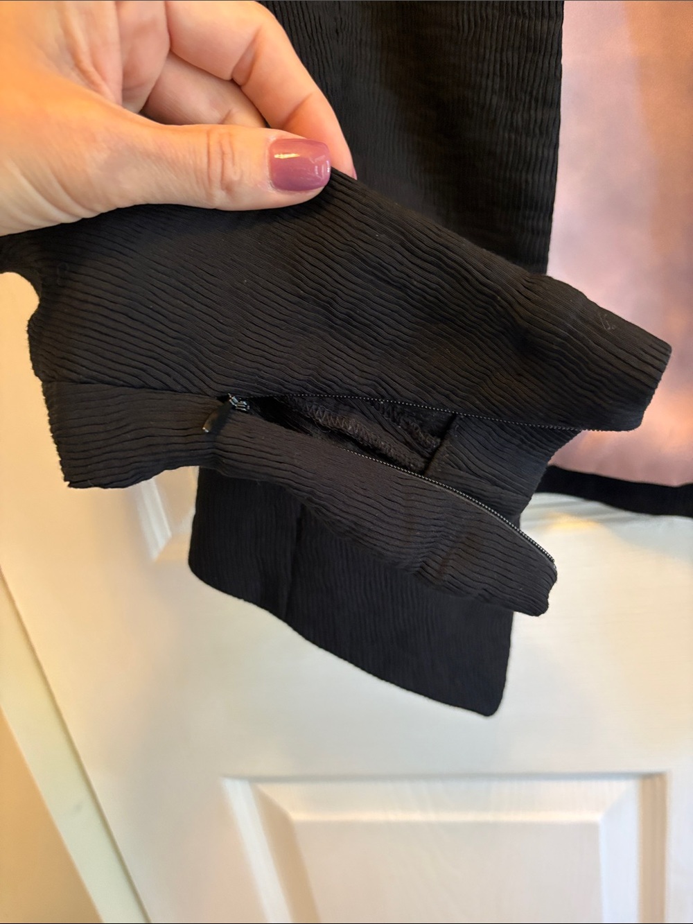 H&M Black Open-Front Blazer with Pink Satin Lining - Picture 6 of 11